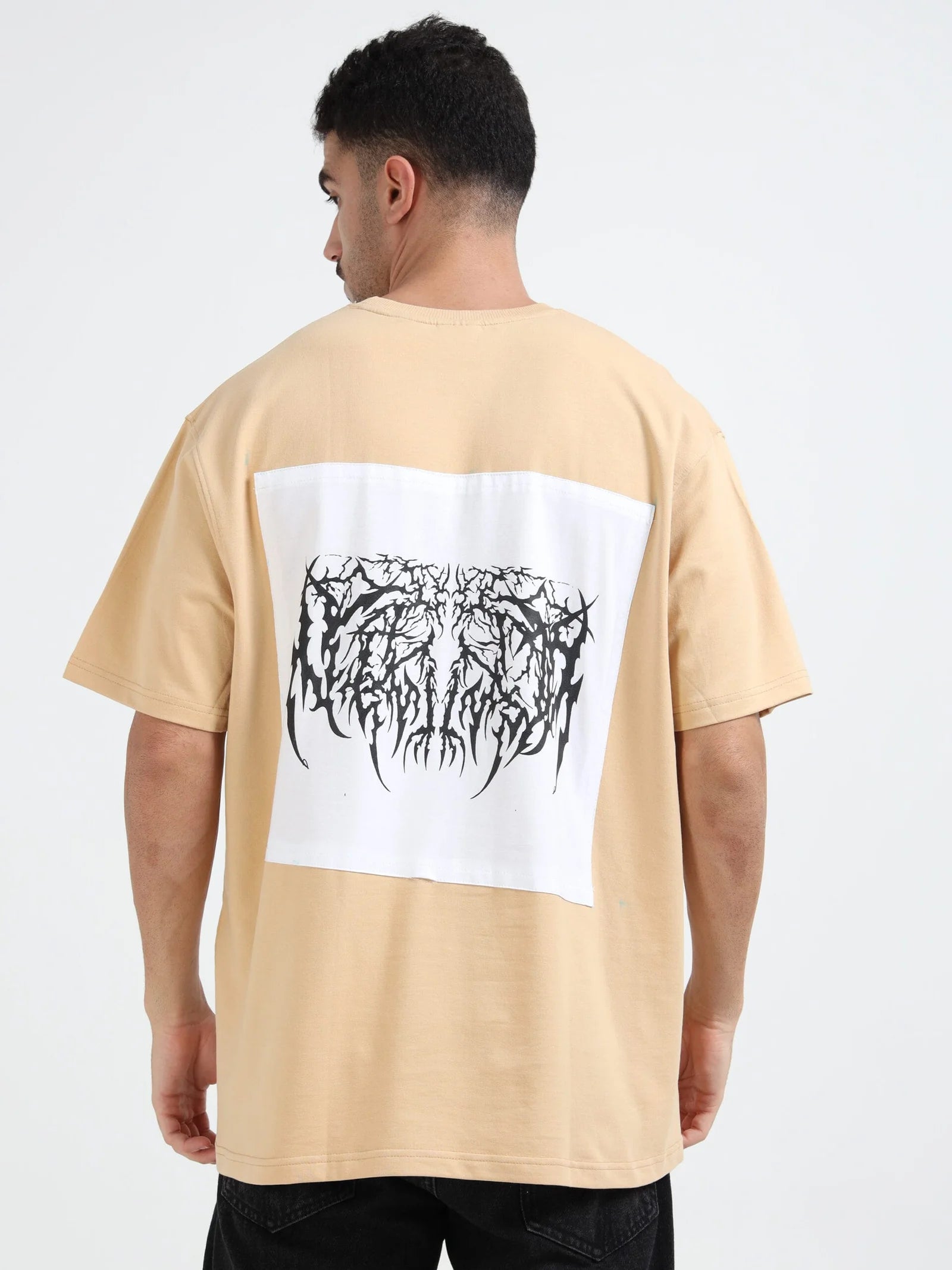 Biege Apocalyptic Wanderer